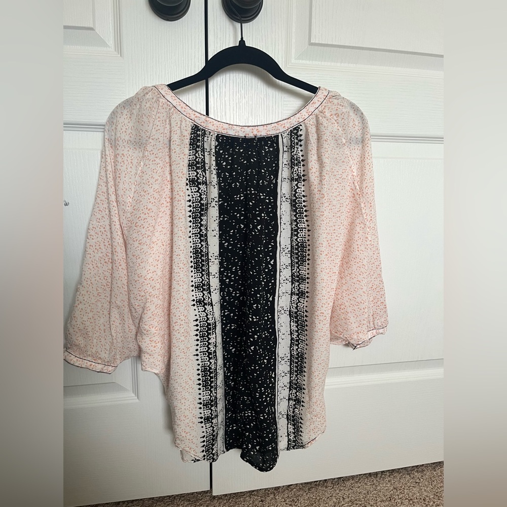 Free People Chiffon Doleman sleeve Top size XS